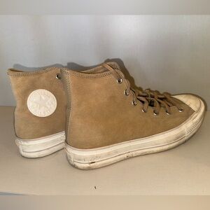 CONVERSE ALL STAR size 10 Tan suede